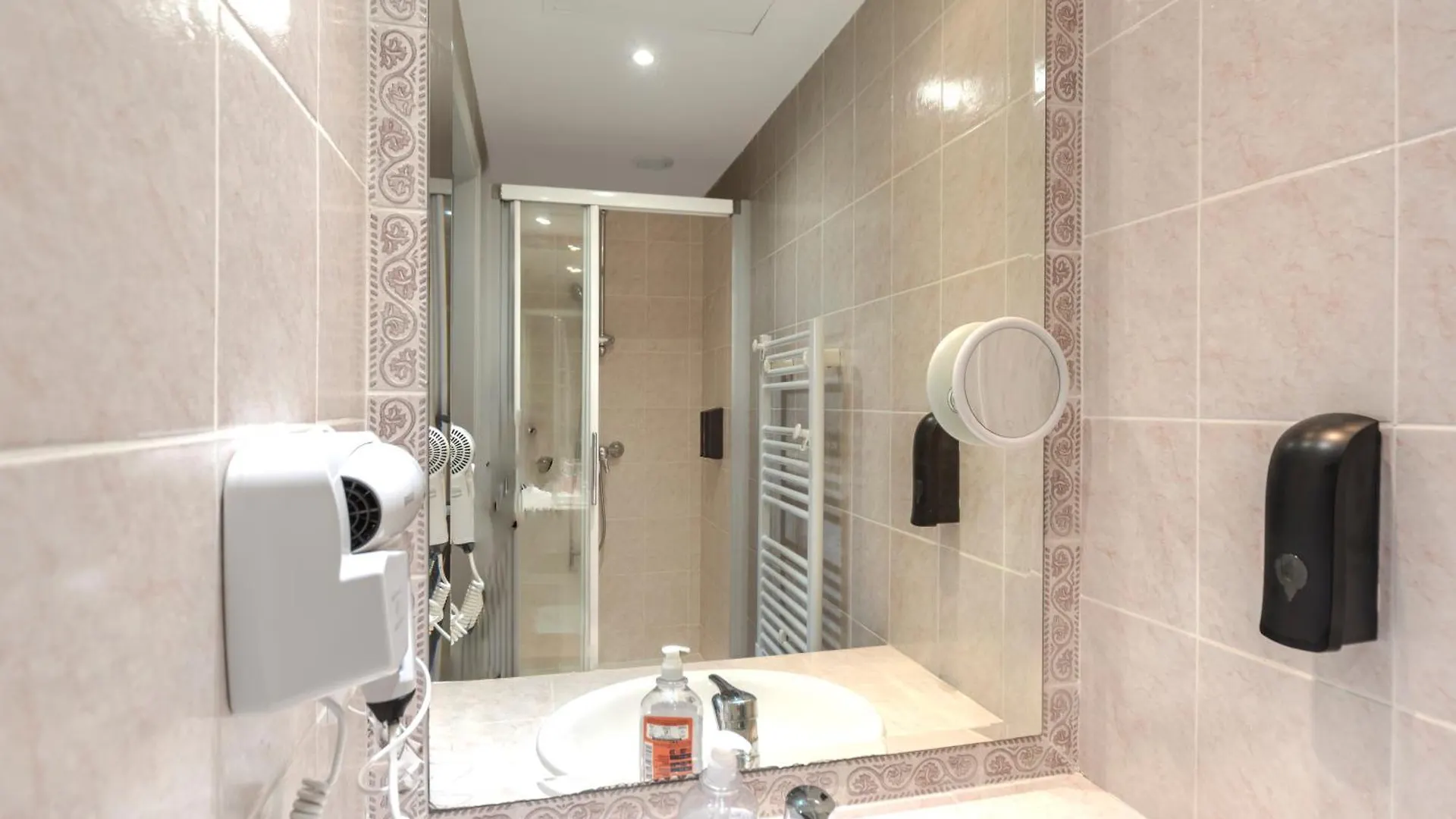 Le Jardin Secret By Golden Riviera Apartment Antibes